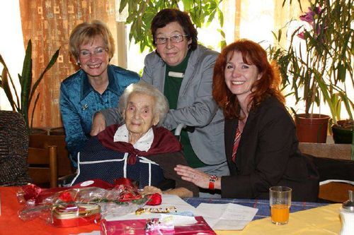 Barbara Betty Perwein, die älteste Bürgerin Judenburg mit 105 Jahren Barbara Betty Perwein, die älteste Bürgerin Judenburg mit 105 Jahren