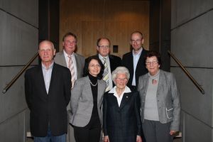 Weltmeister und österreichische Meister: v.l.n.r.: Peter Grutsch, 1. Vizebgm. Kurt Öfler, Denise Flor, Bernd Flor, Elfriede Fuchs, Mag. Wolfgang Messner, Bgm. Grete Gruber