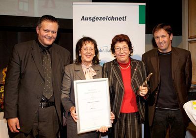 v.l.n.r. Martin Bruggraber (JobAllianz), HR Dr. Margareta Steiner (Bundessozialamt Landesstelle Stmk), Bgm. Grete Gruber, Manfred Herbst (BBRZ) (Foto: JobAllianz) v.l.n.r. Martin Bruggraber (JobAllianz), HR Dr. Margareta Steiner (Bundessozialamt Landesstelle Stmk), Bgm. Grete Gruber, Manfred Herbst (BBRZ) (Foto: JobAllianz)