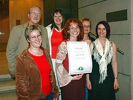 Kat. Altenheim: Leiterin Sigrid Preisl (vorne Mitte) mit ihren MitarbeiterInnen